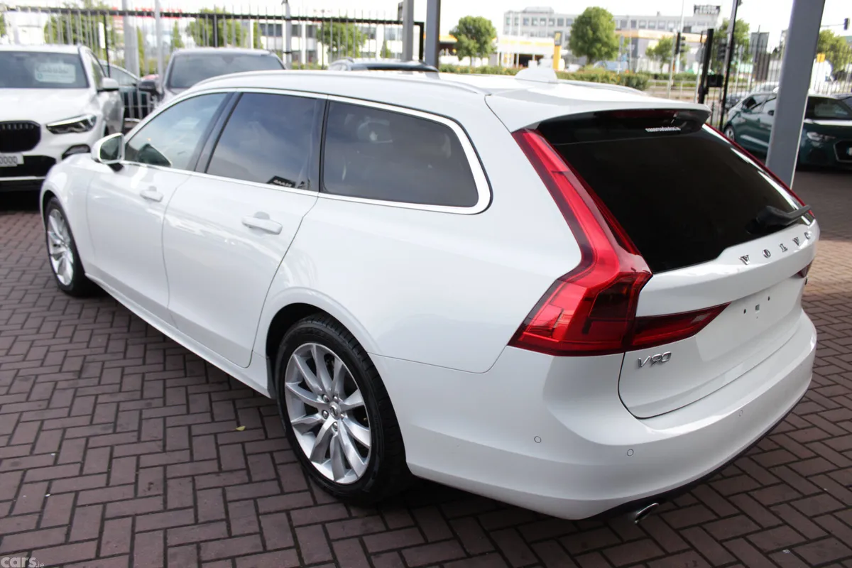 Volvo V90 Estate, Diesel, 2019, White