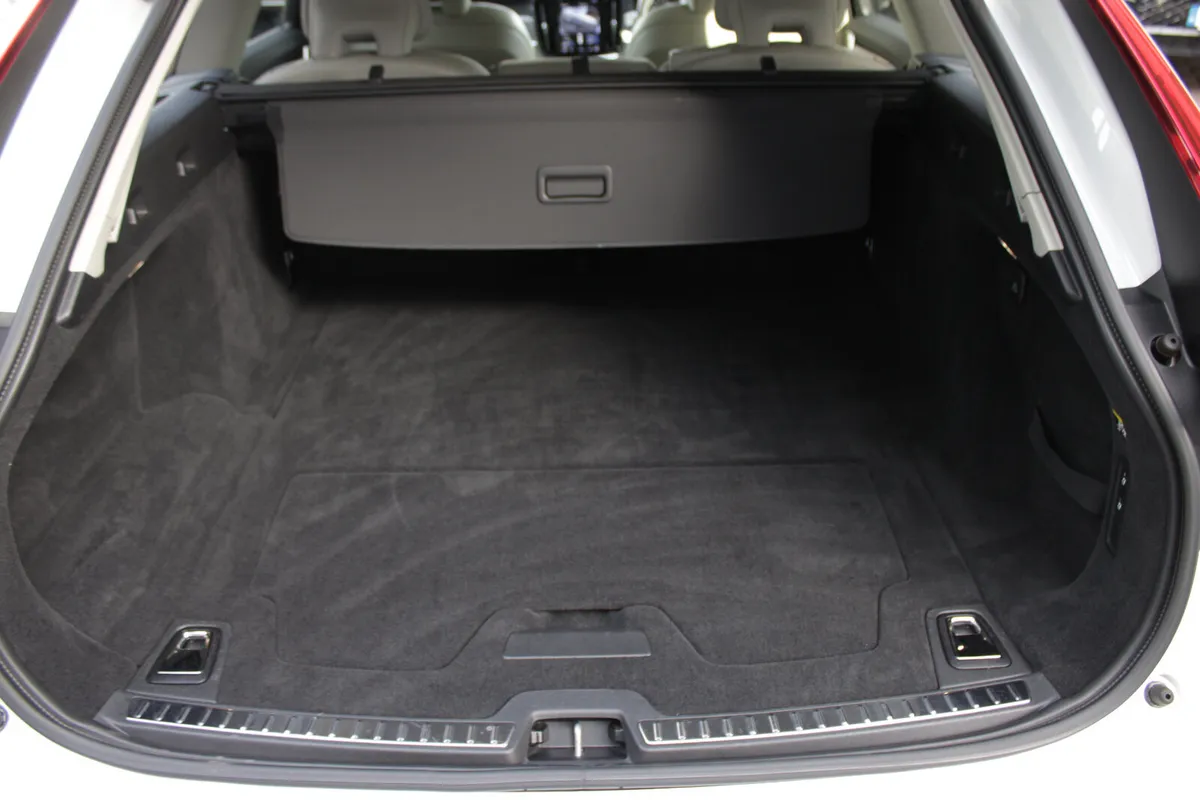 Volvo V90 Estate, Diesel, 2019, White
