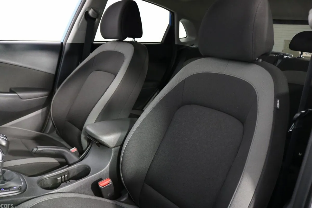 Hyundai KONA SUV, Petrol, 2021, Blue