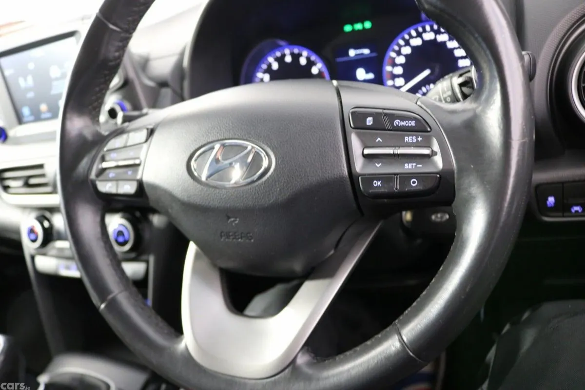 Hyundai KONA SUV, Petrol, 2021, Blue