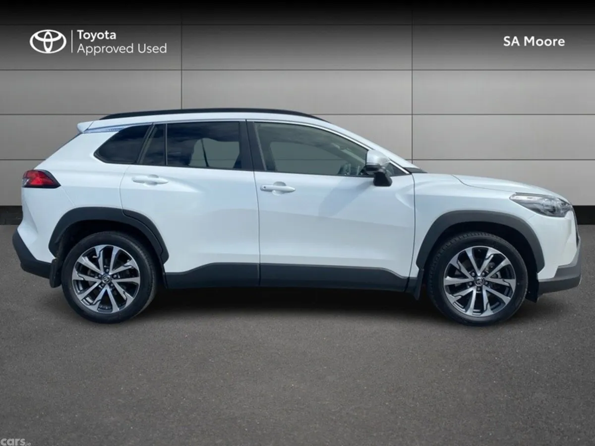 Toyota Corolla Cross SUV, Petrol Hybrid, 2024, White