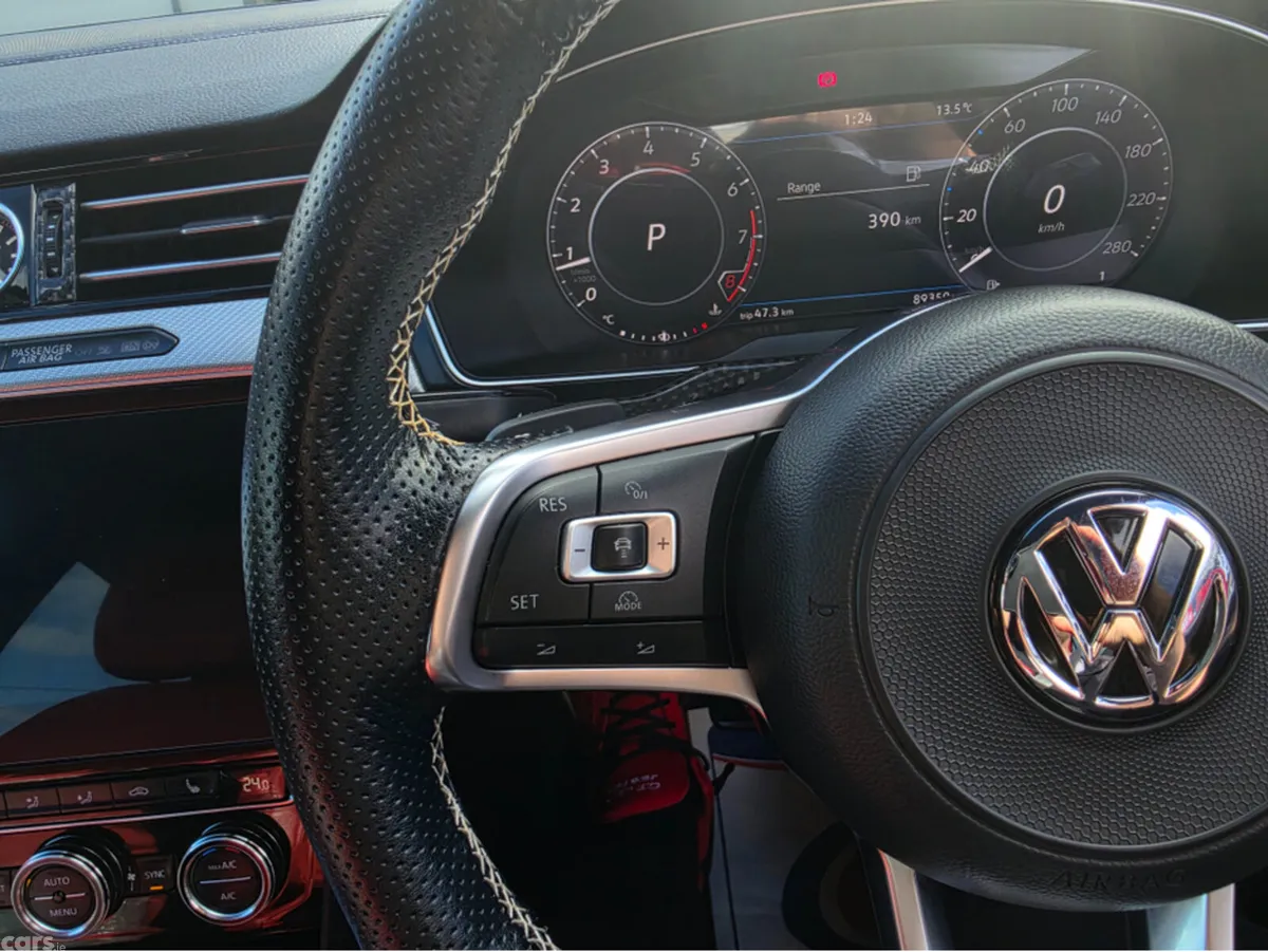 Volkswagen Arteon Saloon, Petrol, 2018, Red