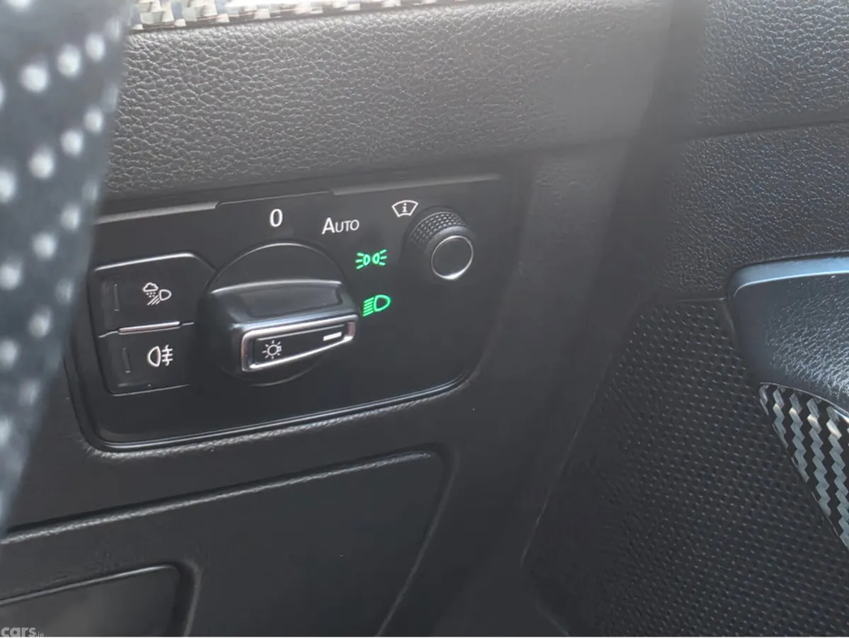 Volkswagen Arteon Saloon, Petrol, 2018, Red