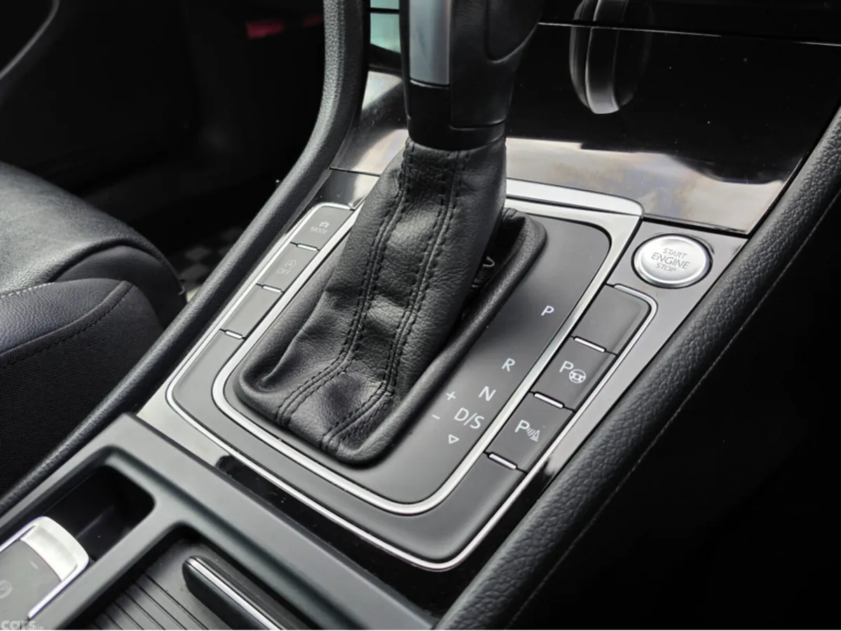 Volkswagen Golf Estate, Diesel, 2019, Black