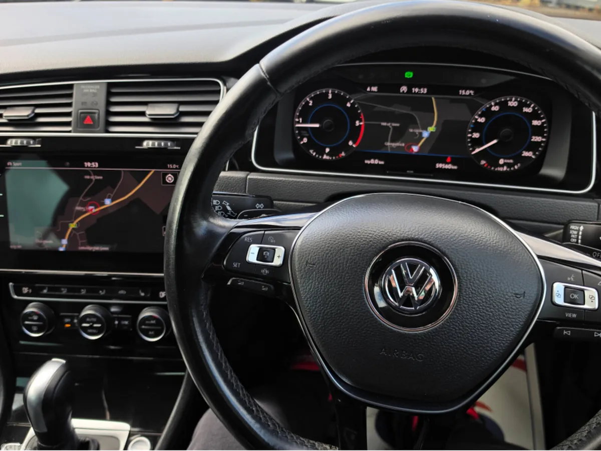 Volkswagen Golf Estate, Diesel, 2019, Black