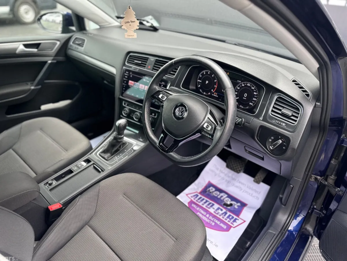 Volkswagen Golf Hatchback, Petrol, 2019, Blue