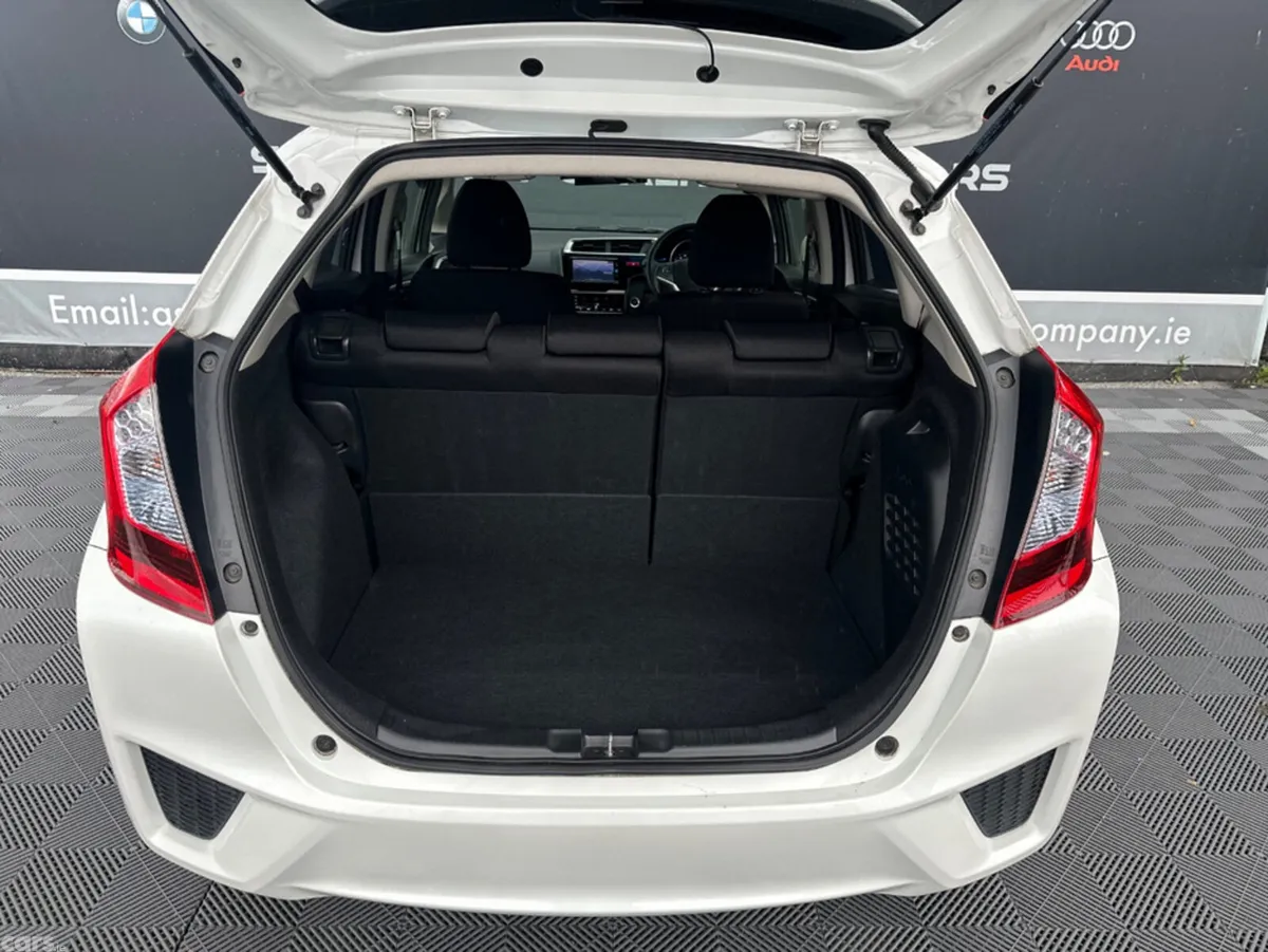 Honda Fit Hatchback, Petrol Hybrid, 2015, White