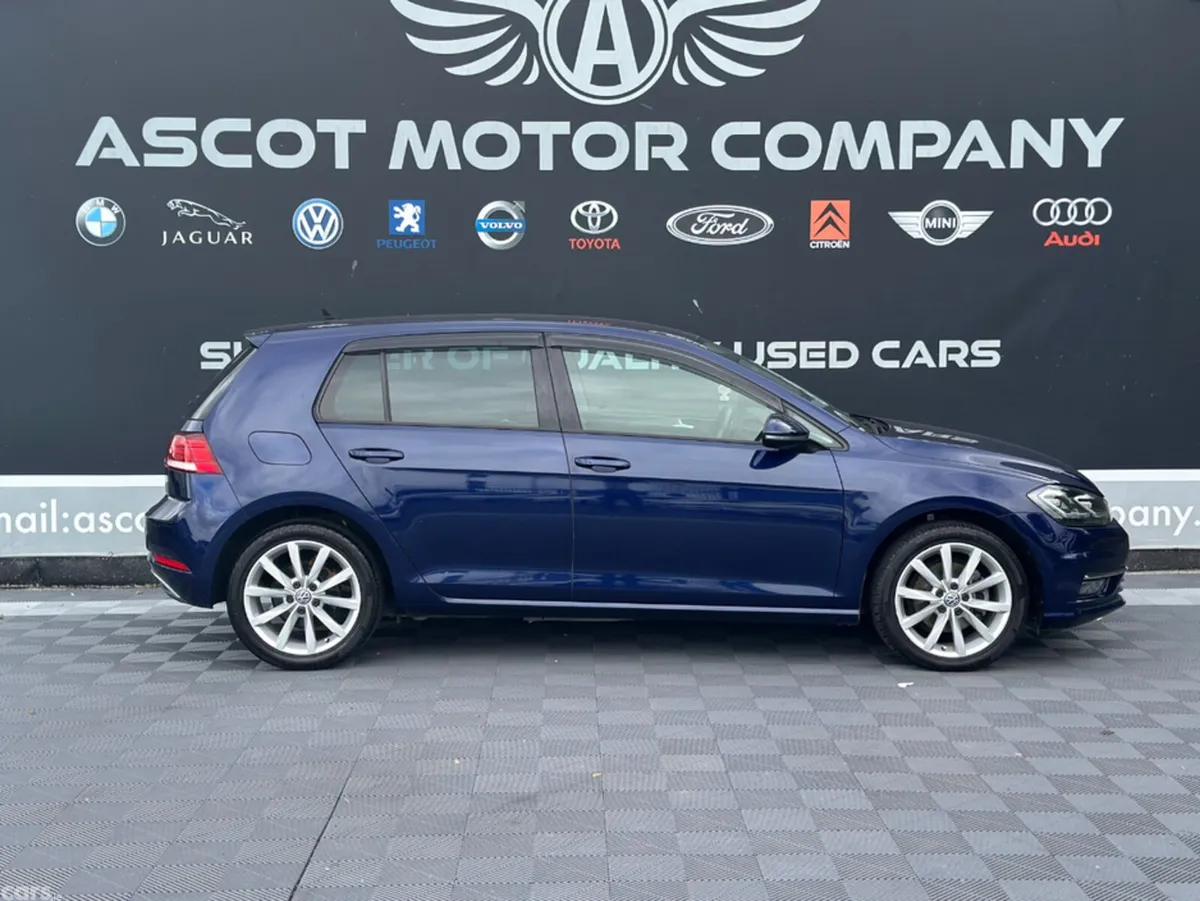Volkswagen Golf Hatchback, Petrol, 2019, Blue