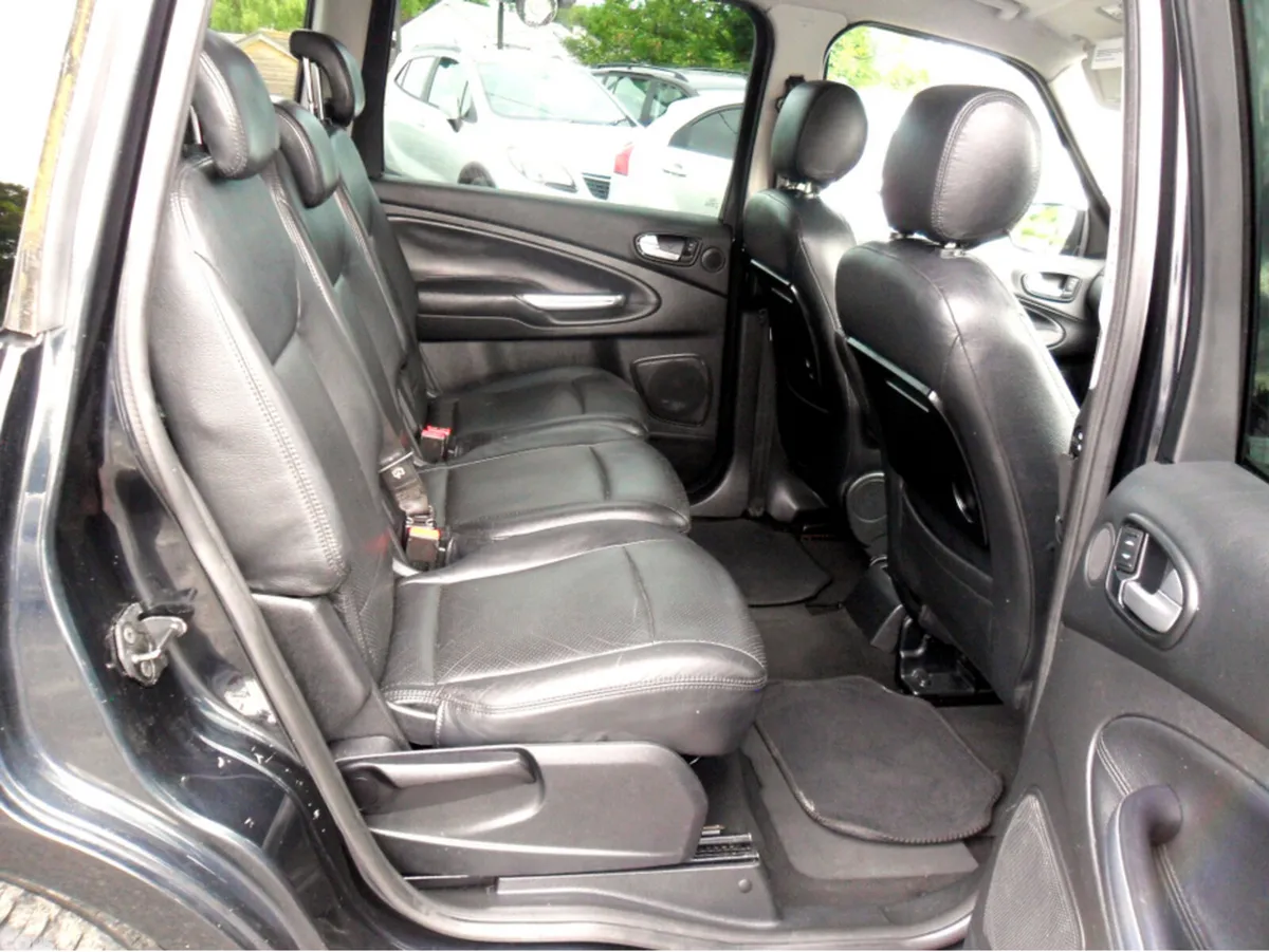 Ford Galaxy MPV, Diesel, 2010, Black