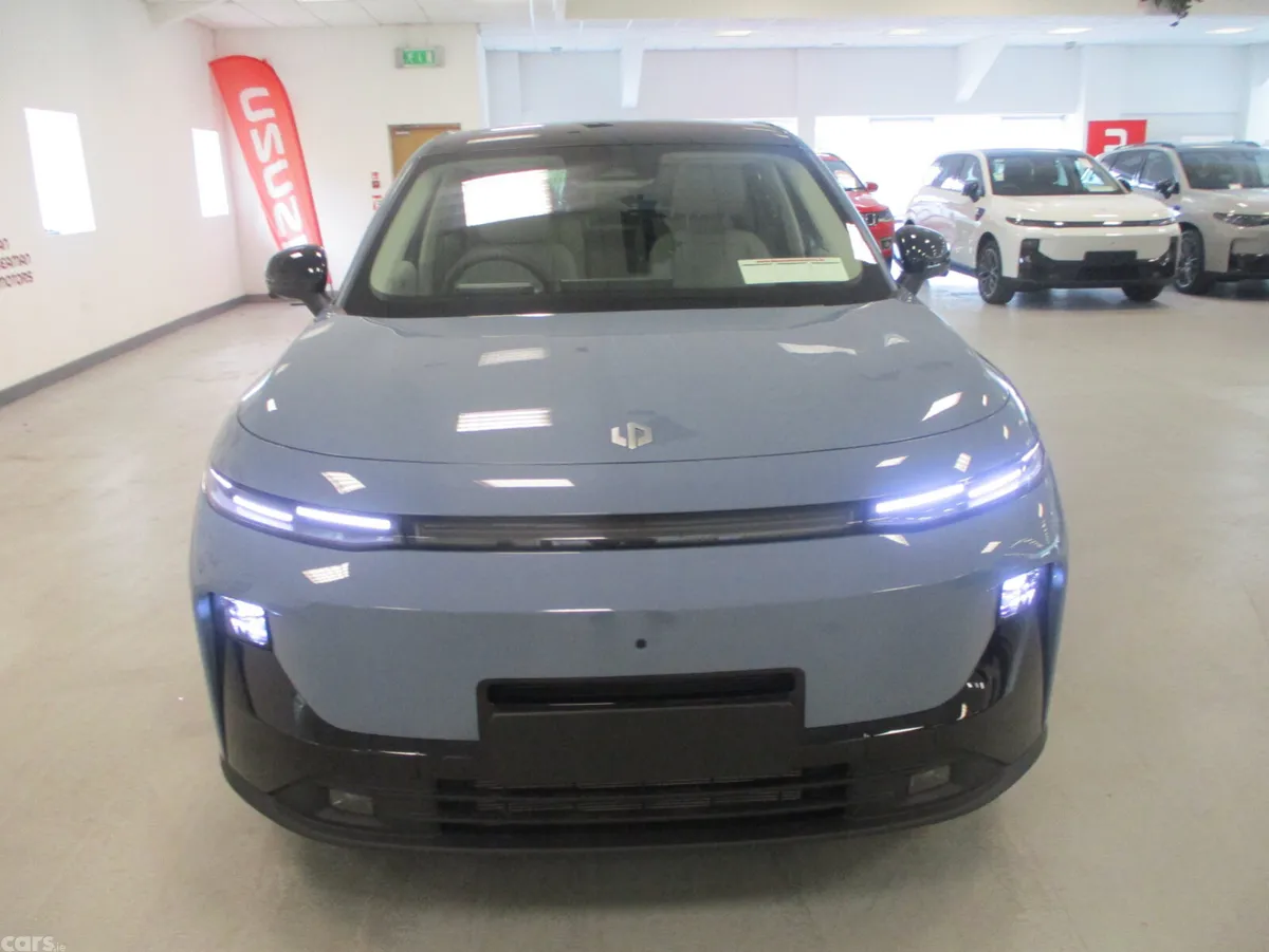 Leapmotor B10 SUV, Petrol Plug-in Hybrid, 2027, Other