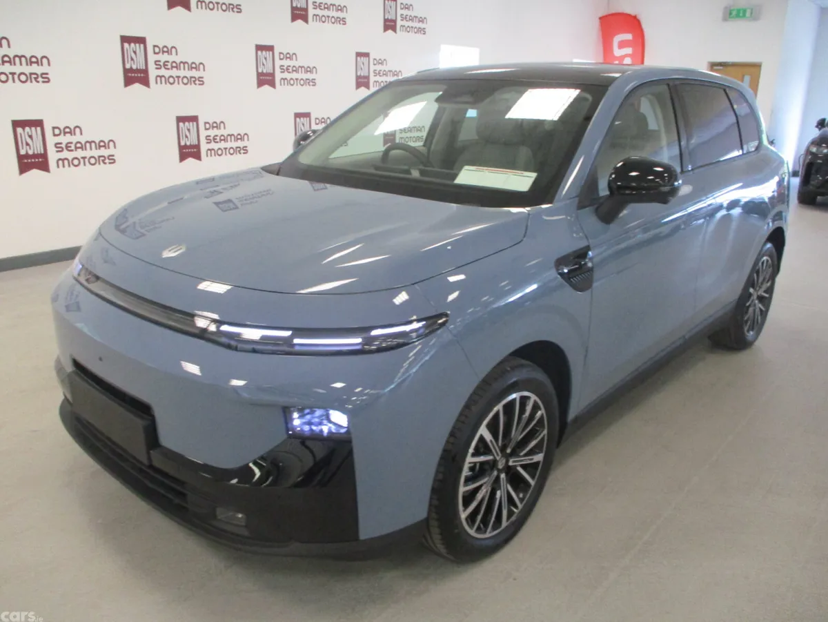 Leapmotor B10 SUV, Petrol Plug-in Hybrid, 2027, Other