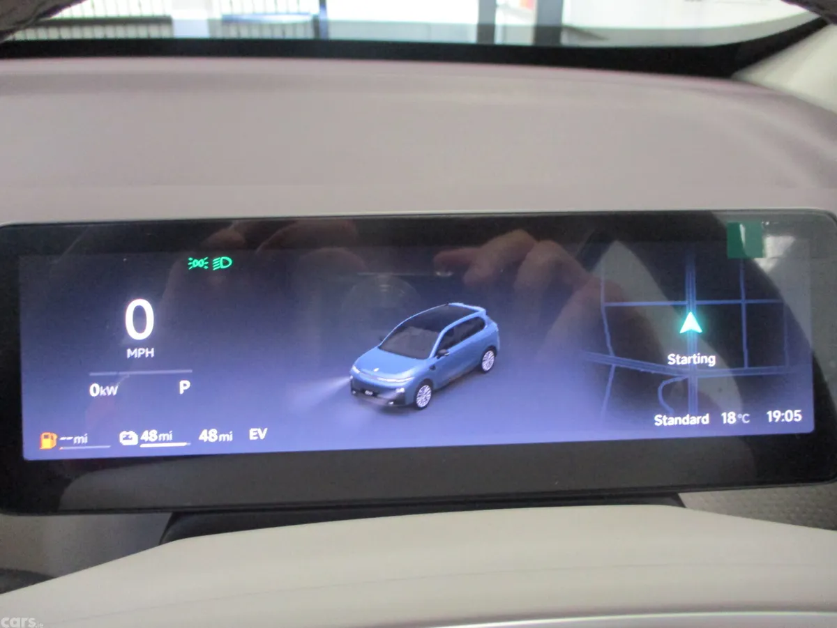Leapmotor B10 SUV, Petrol Plug-in Hybrid, 2027, Other