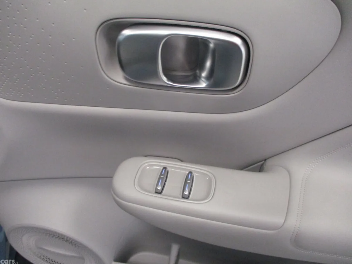 Leapmotor B10 SUV, Petrol Plug-in Hybrid, 2027, Other