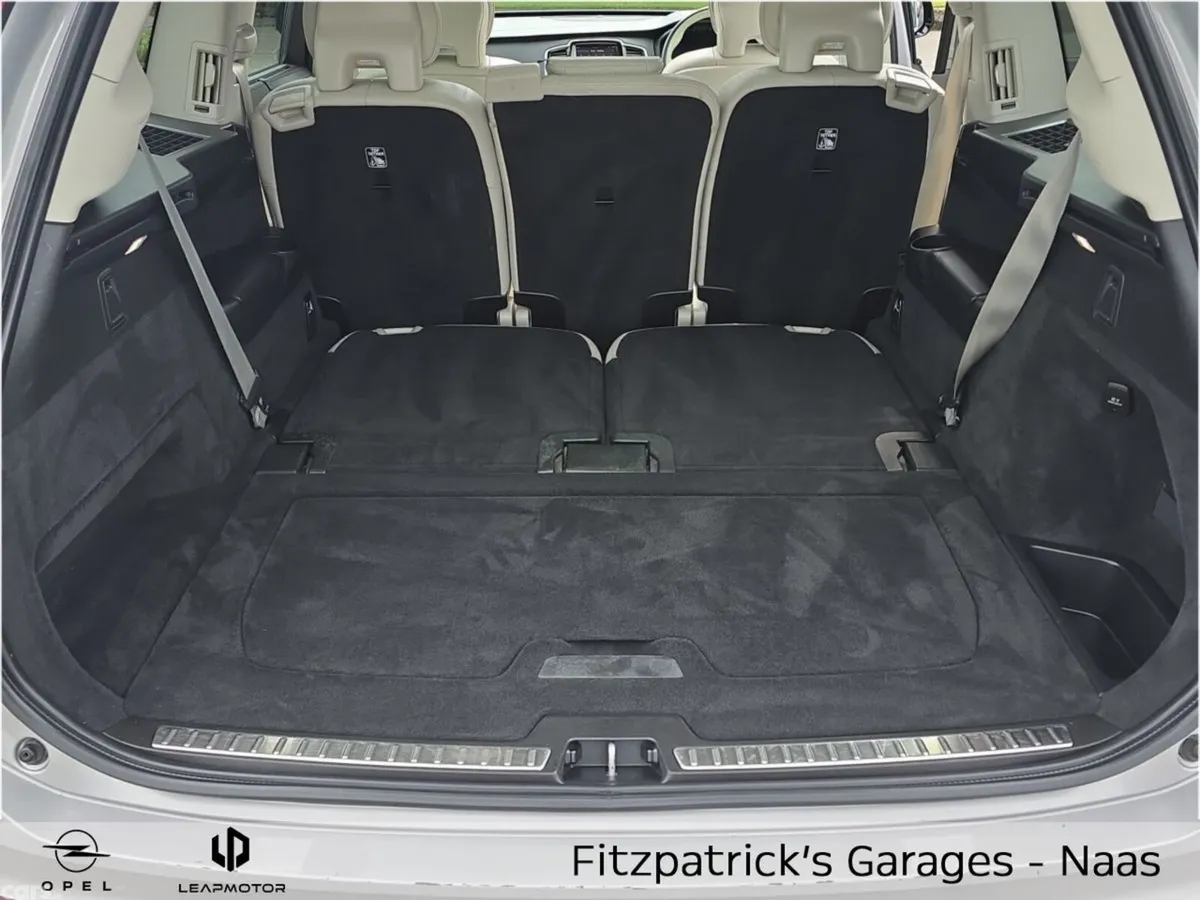 Volvo XC90 SUV, Petrol Plug-in Hybrid, 2023, Grey