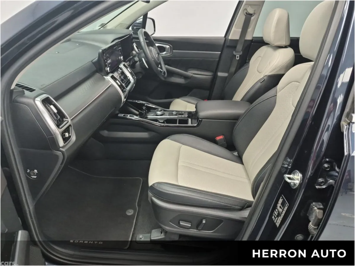 Kia Sorento SUV, Diesel, 2024, Blue