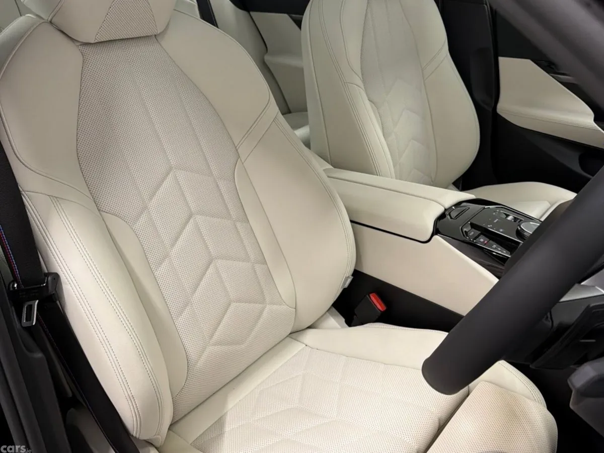 BMW 5-Series Saloon, Petrol Plug-in Hybrid, 2026, Black