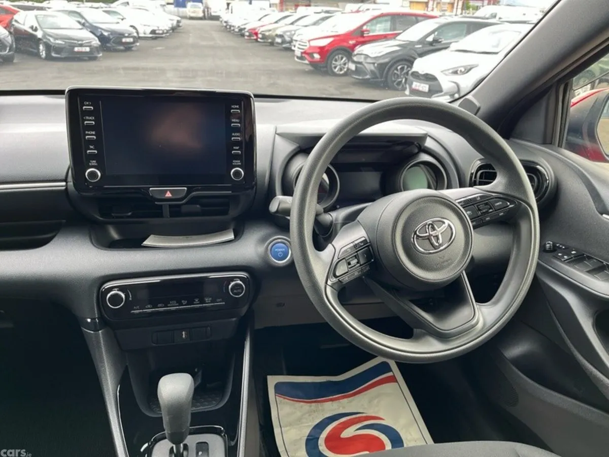 Toyota Yaris Hatchback, Petrol Hybrid, 2020, Red