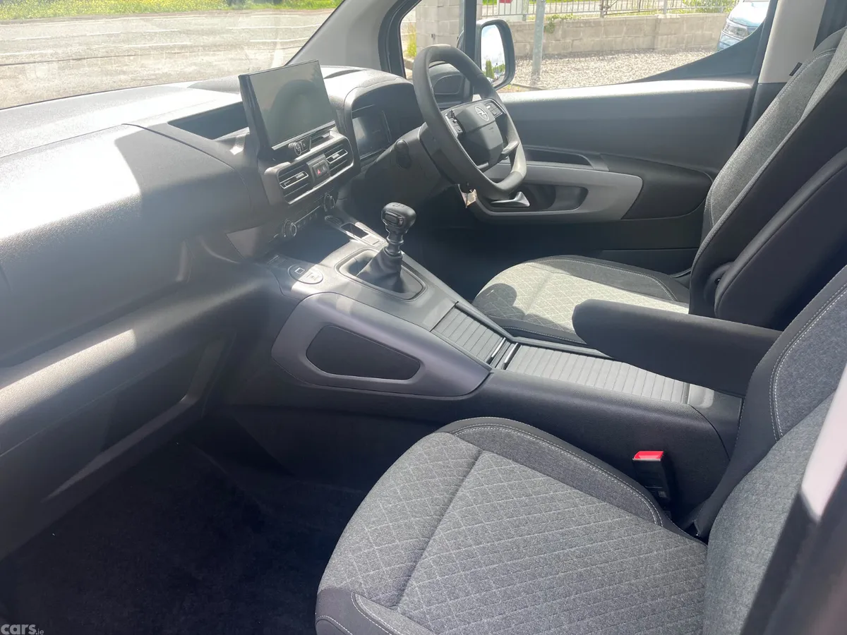 Opel Combo MPV, Diesel, 2027, Green