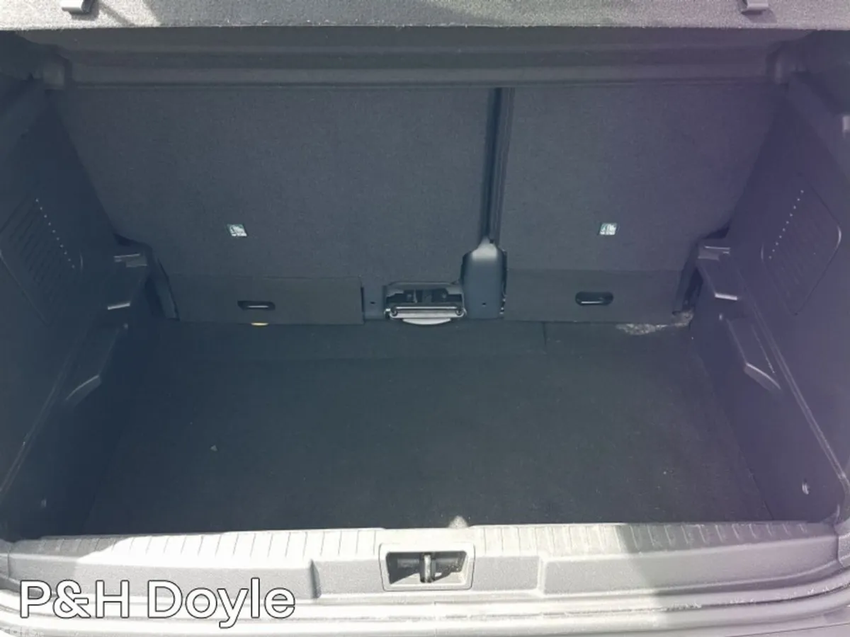Renault Captur Hatchback, Diesel, 2018, White