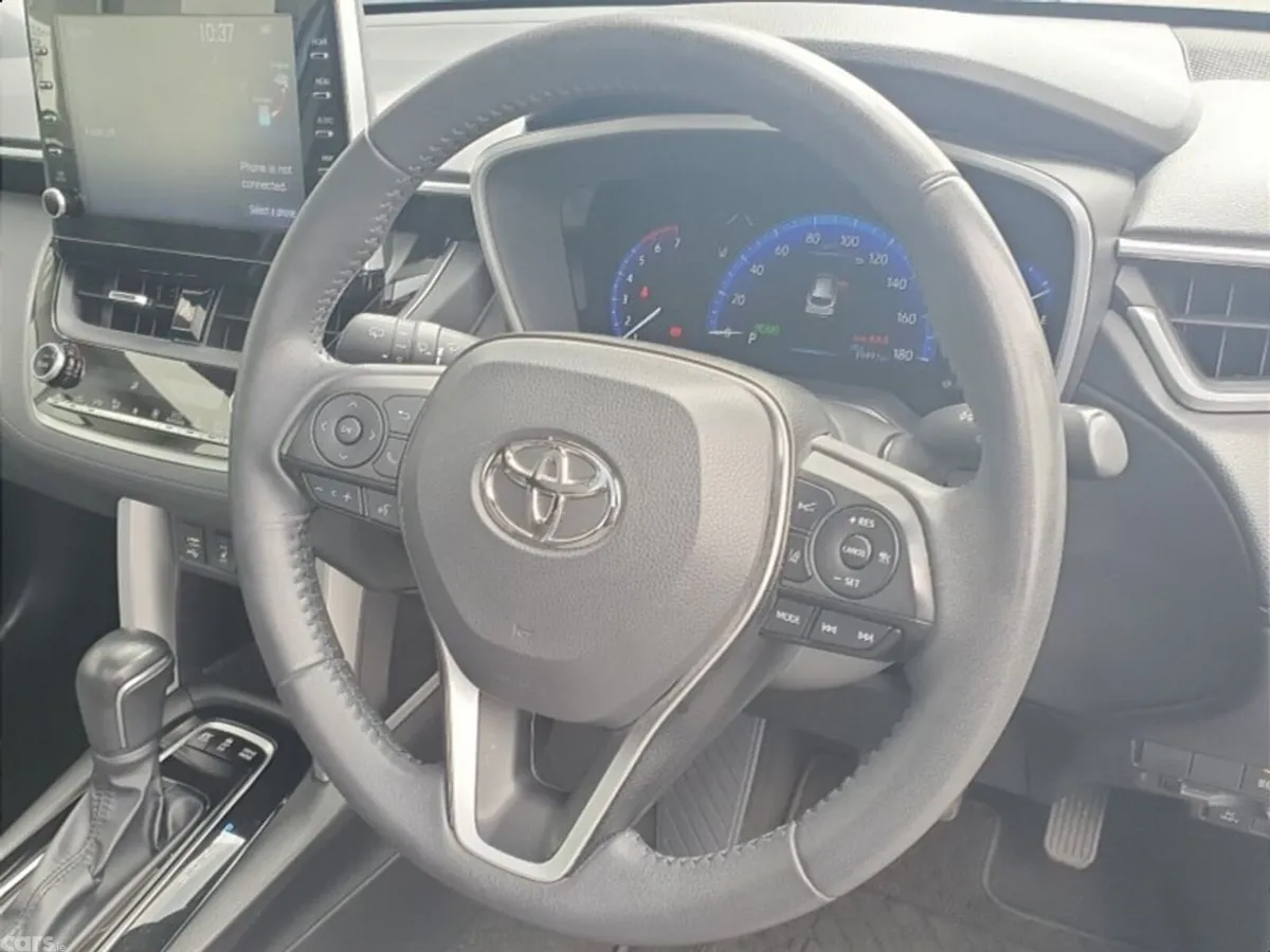 Toyota Corolla Cross SUV, Petrol Hybrid, 2023, Blue