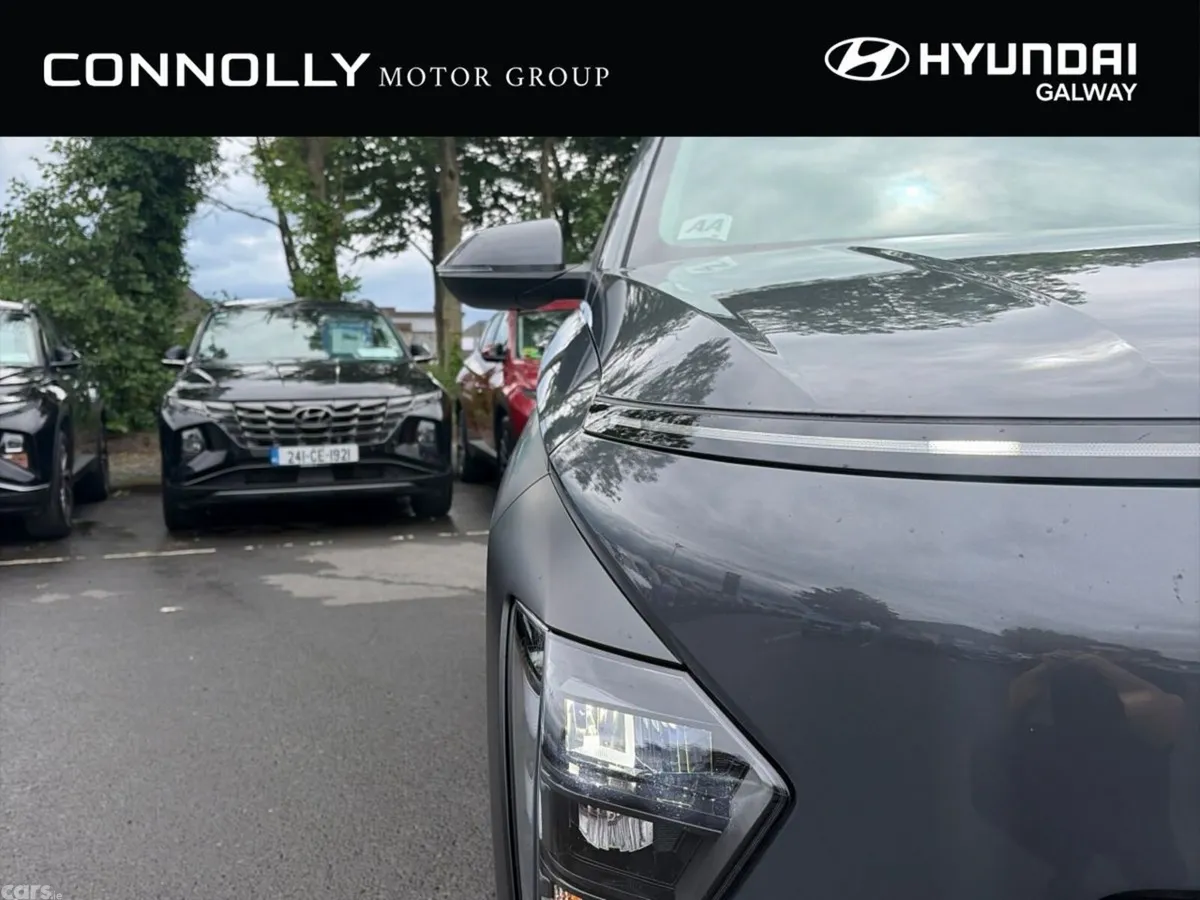 Hyundai KONA MPV, Petrol, 2025, Grey