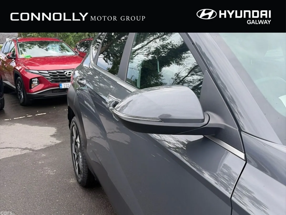 Hyundai KONA MPV, Petrol, 2025, Grey