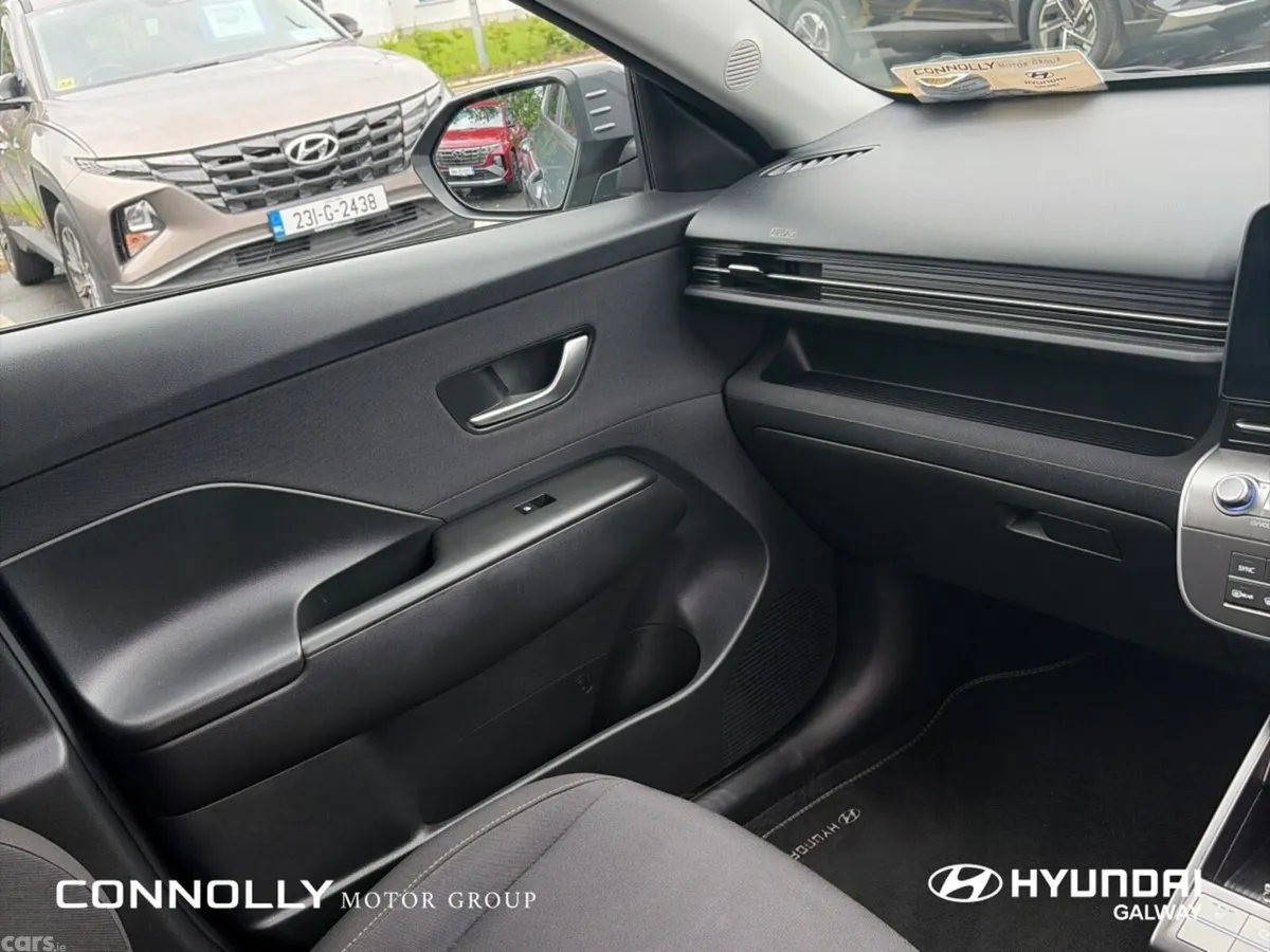Hyundai KONA MPV, Petrol, 2025, Grey