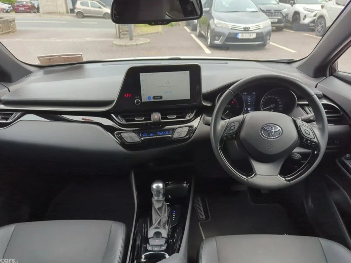 Toyota C-HR SUV, Petrol Hybrid, 2023, Grey