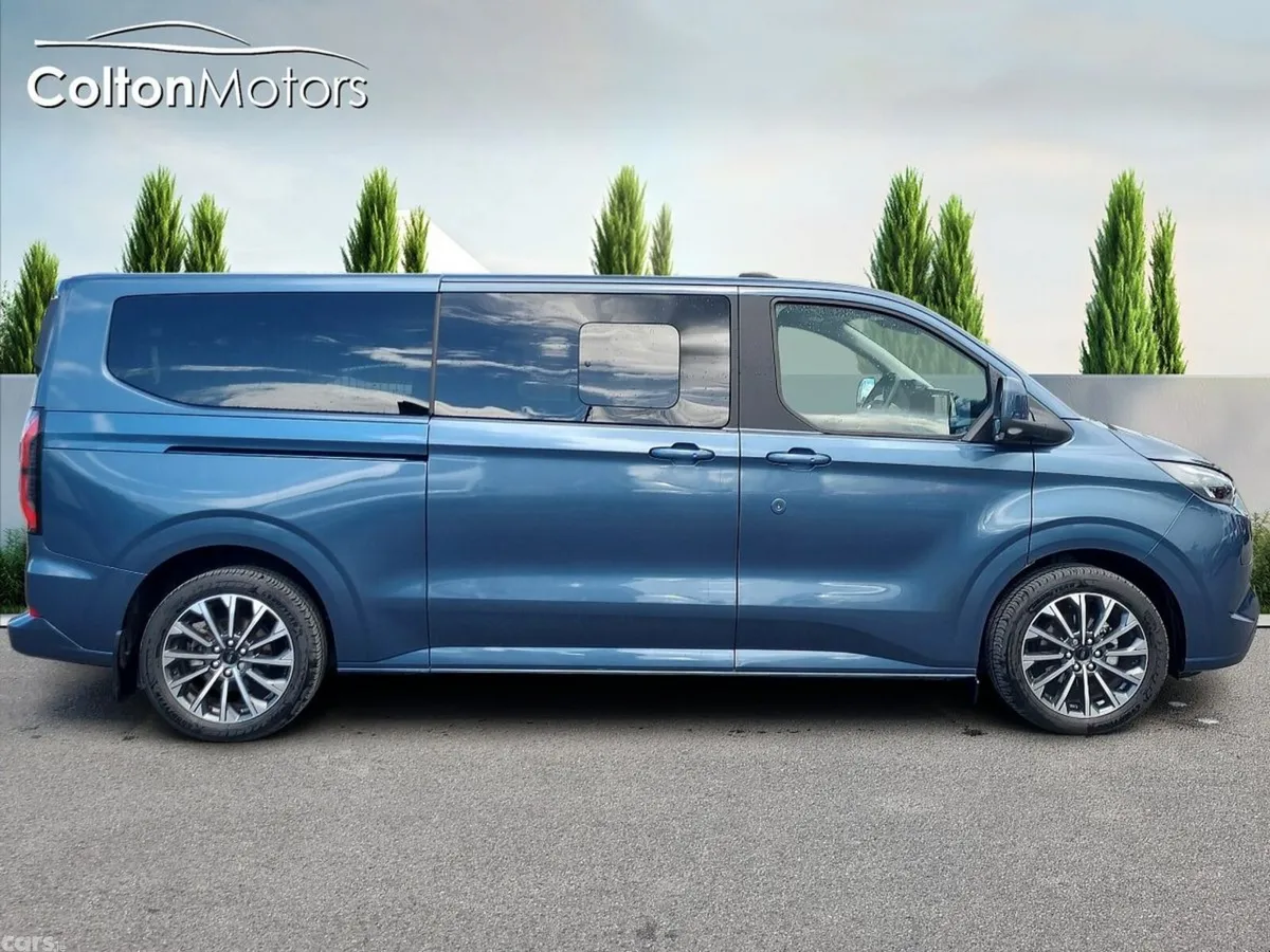 Ford Tourneo Custom MPV, Electric, 2025, Blue
