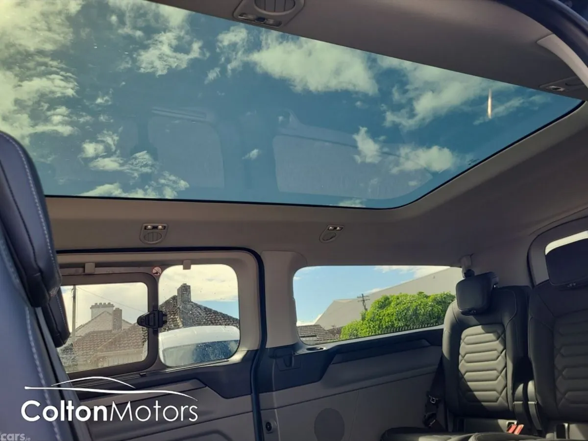 Ford Tourneo Custom MPV, Electric, 2025, Blue
