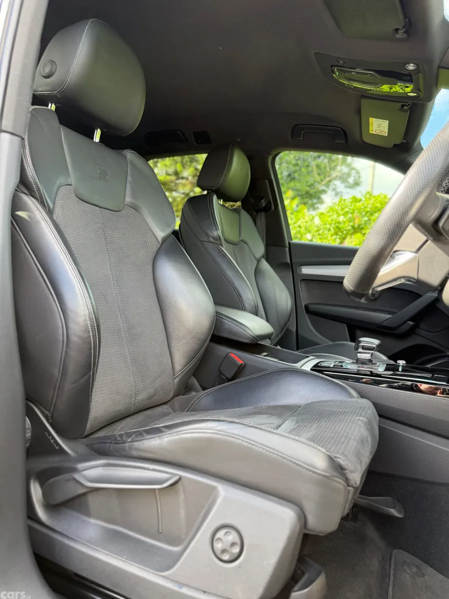 Audi Q5 SUV, Diesel, 2021, Blue