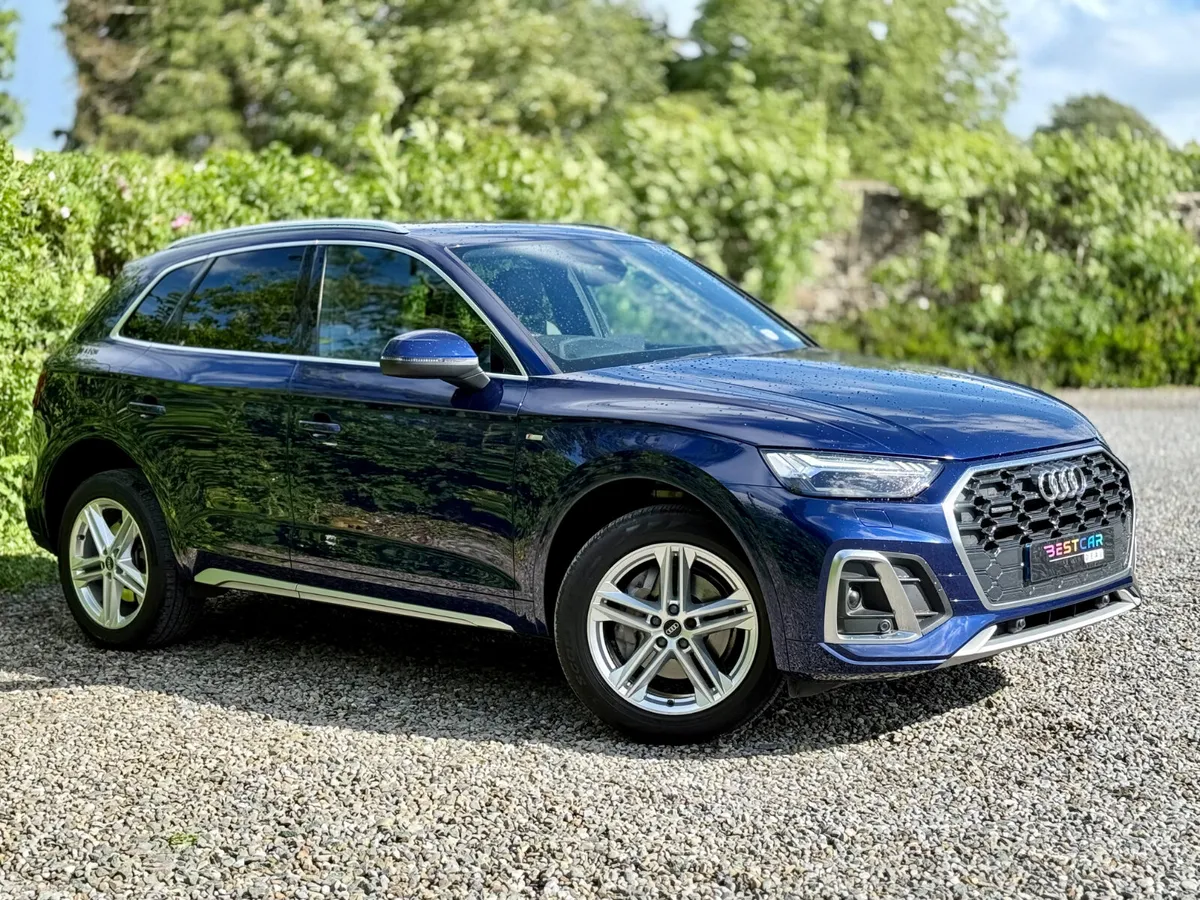 Audi Q5 SUV, Diesel, 2021, Blue