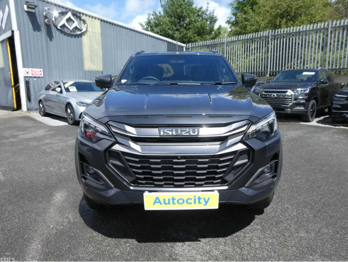 Isuzu D-Max Pick Up, Diesel, 2026, Grey