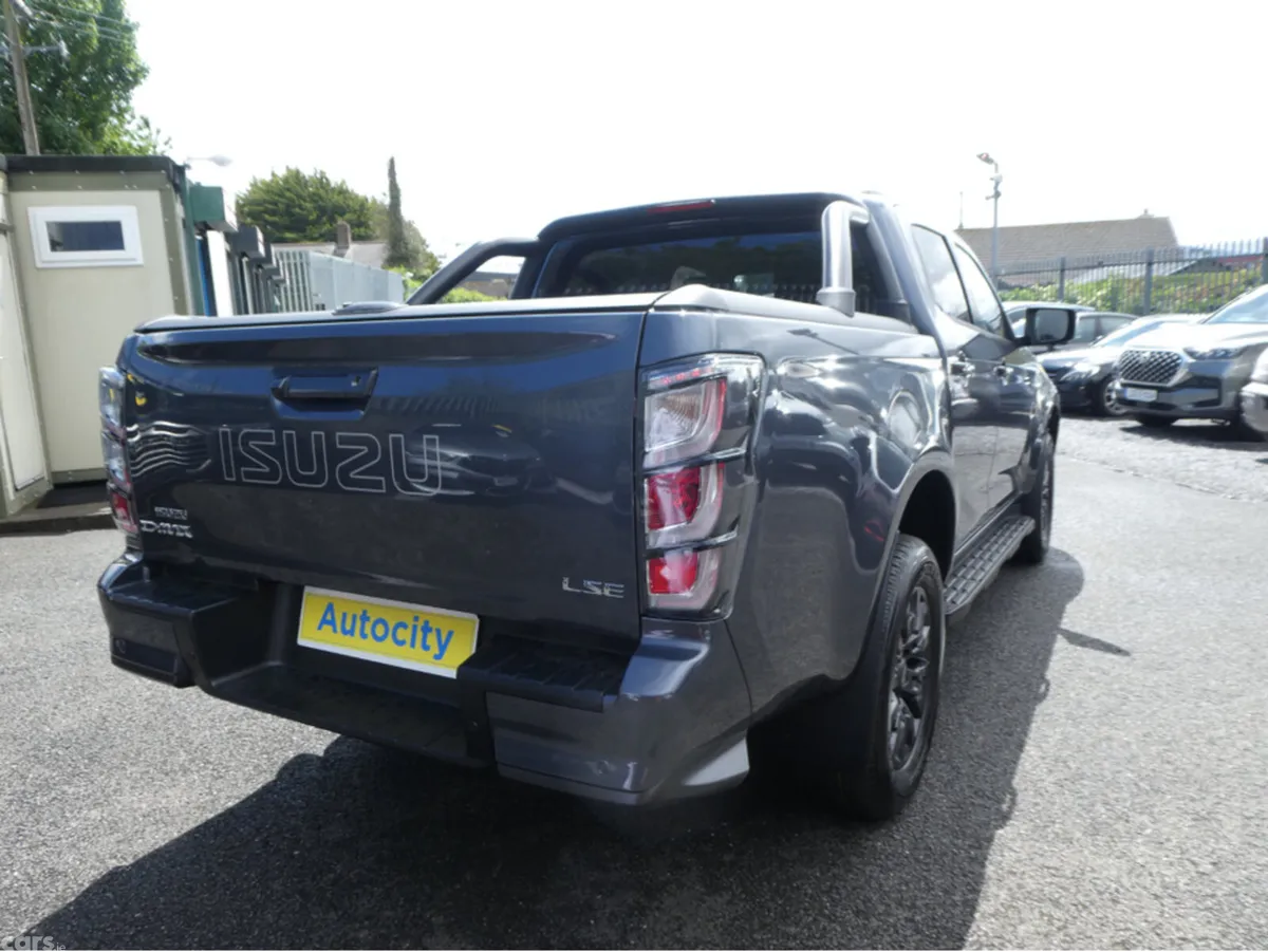 Isuzu D-Max Pick Up, Diesel, 2026, Grey