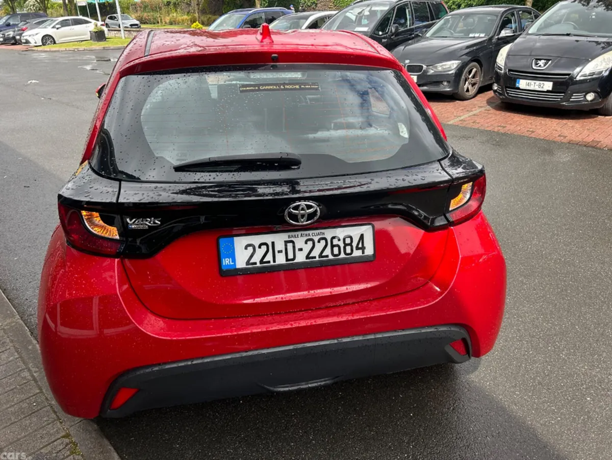Toyota Yaris Hatchback, Petrol, 2022, Red