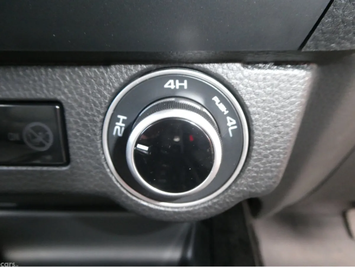 Isuzu D-Max Pick Up, Diesel, 2026, Grey