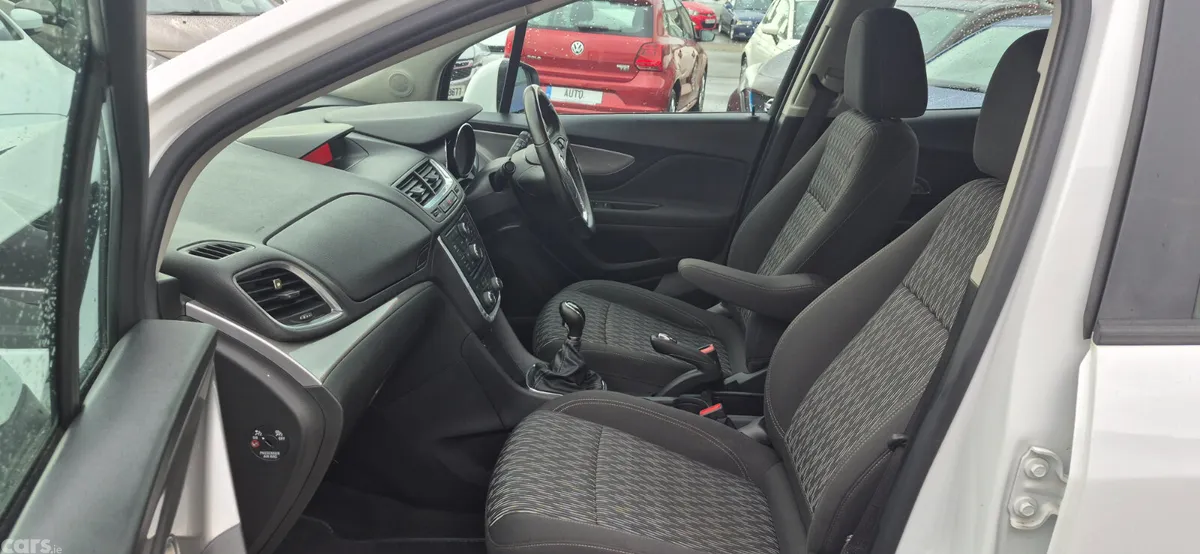 Vauxhall Mokka SUV, Diesel, 2016, White