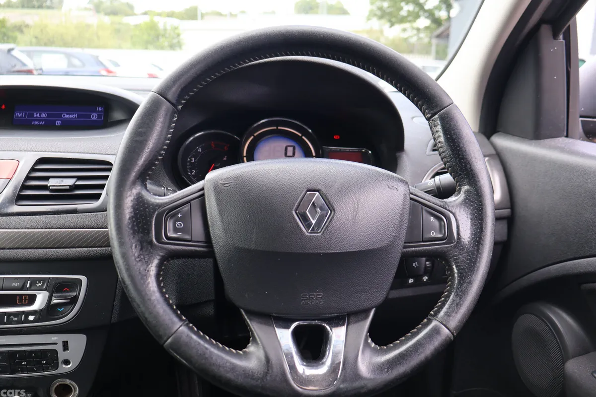 Renault Fluence Saloon, Diesel, 2016, Black