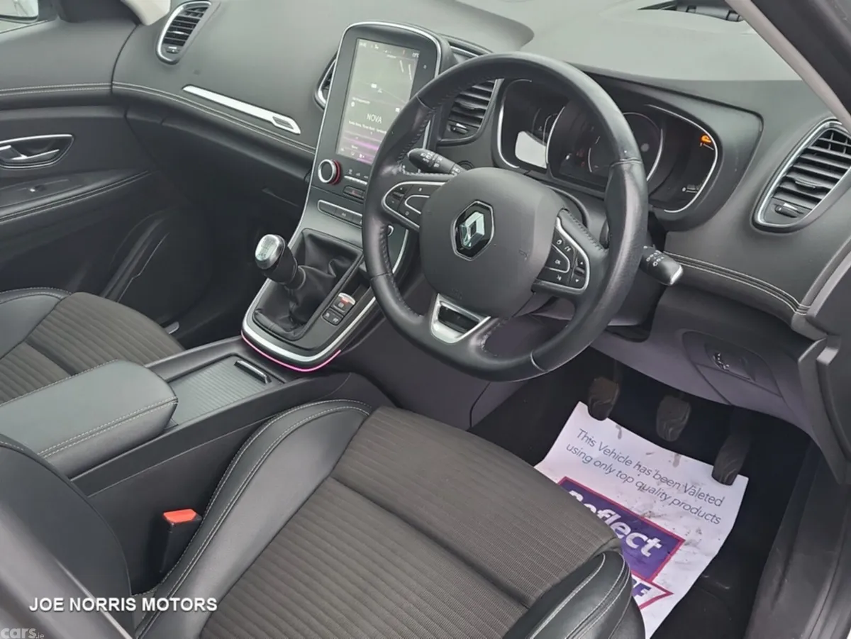 Renault Grand Scenic SUV, Diesel, 2018, Grey