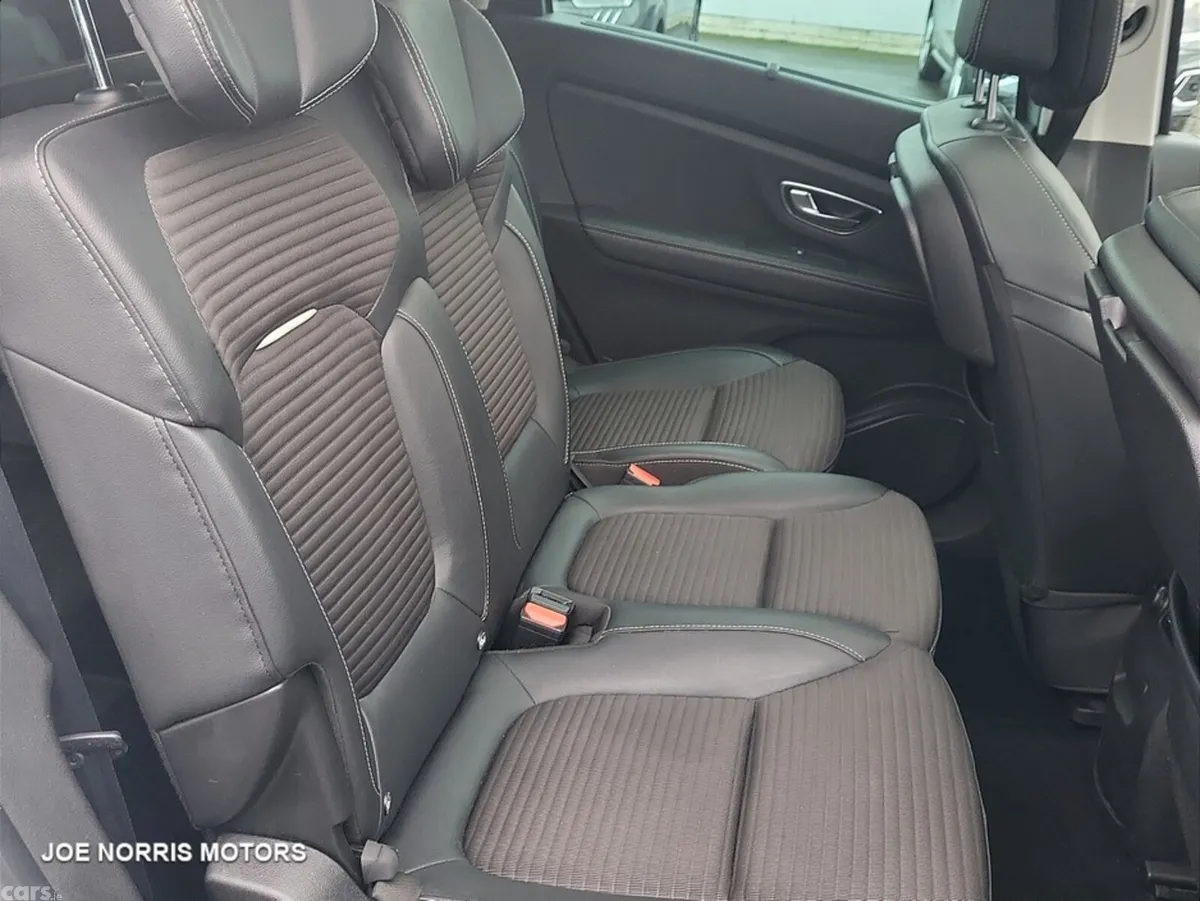Renault Grand Scenic SUV, Diesel, 2018, Grey