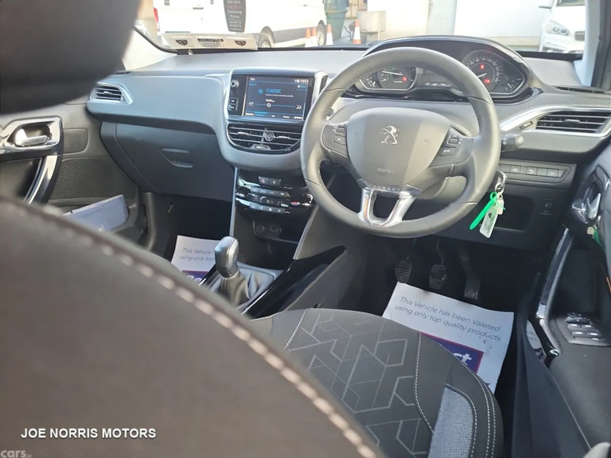 Peugeot 2008 Estate, Diesel, 2020, Blue