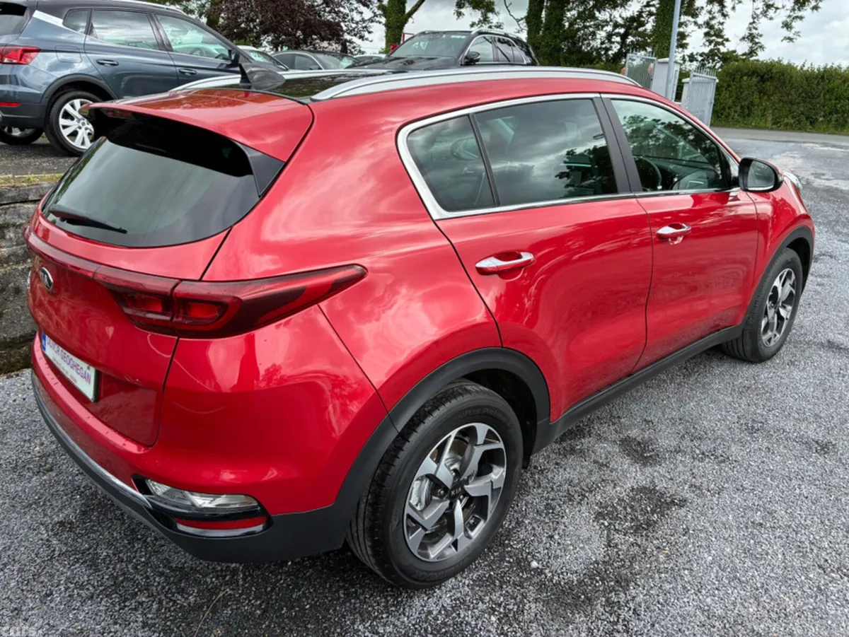 Kia Sportage MPV, Diesel, 2019, Red