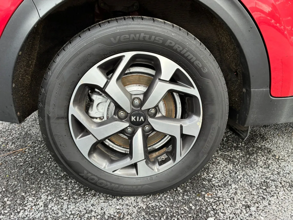 Kia Sportage MPV, Diesel, 2019, Red