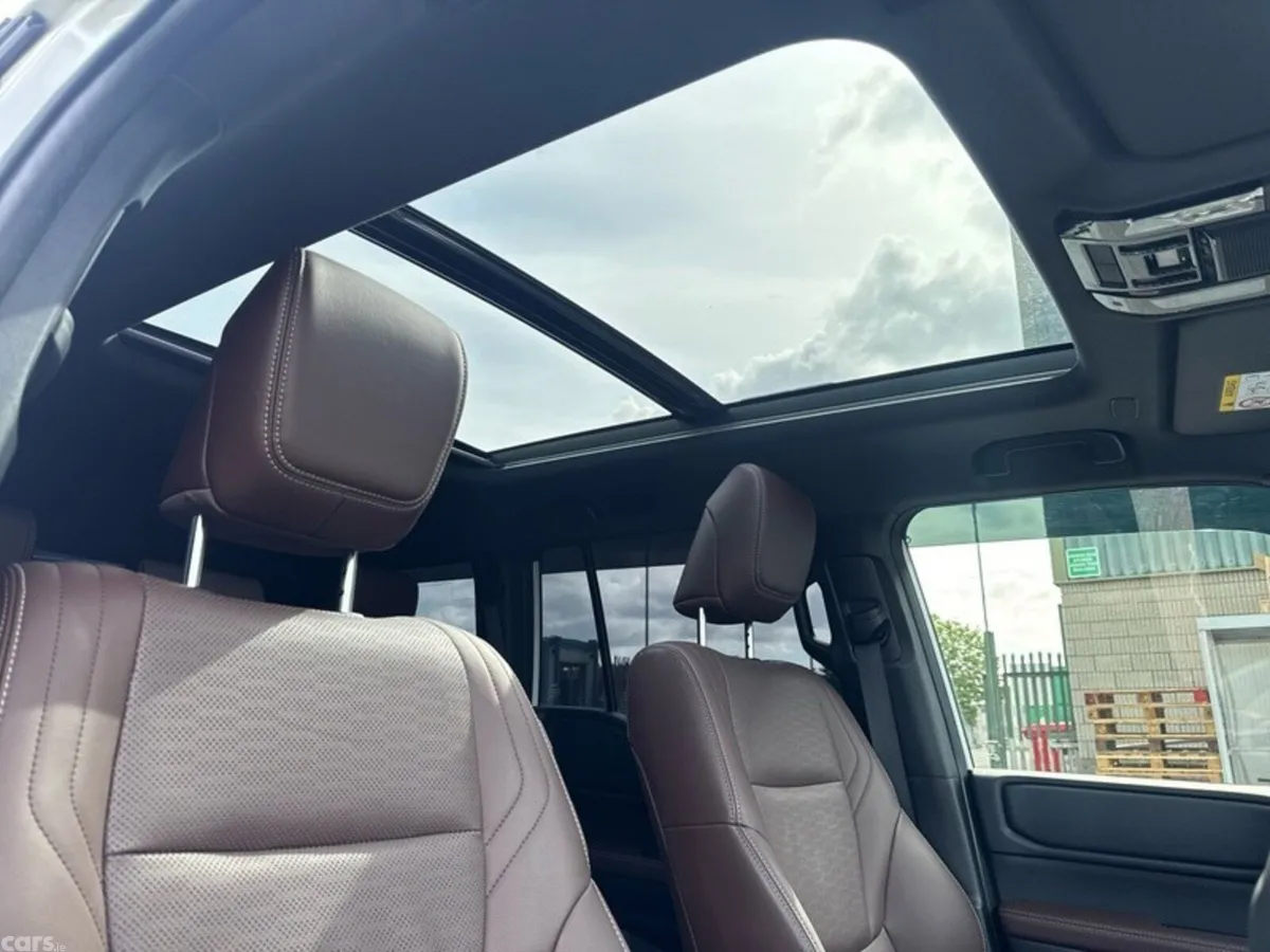 Toyota Land Cruiser SUV, Diesel, 2025, White