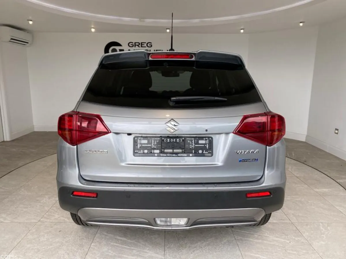 Suzuki Vitara SUV, Petrol Hybrid, 2022, Grey