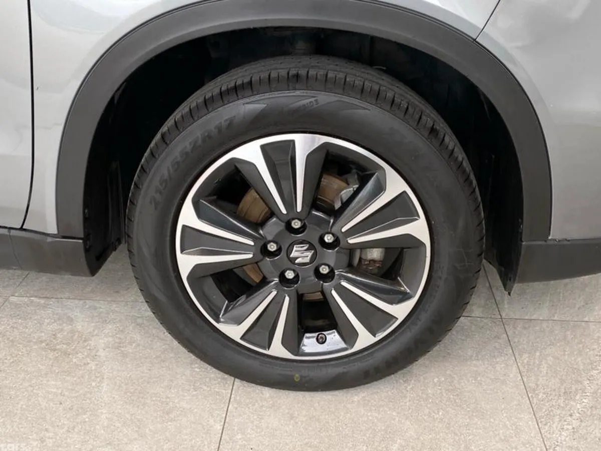 Suzuki Vitara SUV, Petrol Hybrid, 2022, Grey