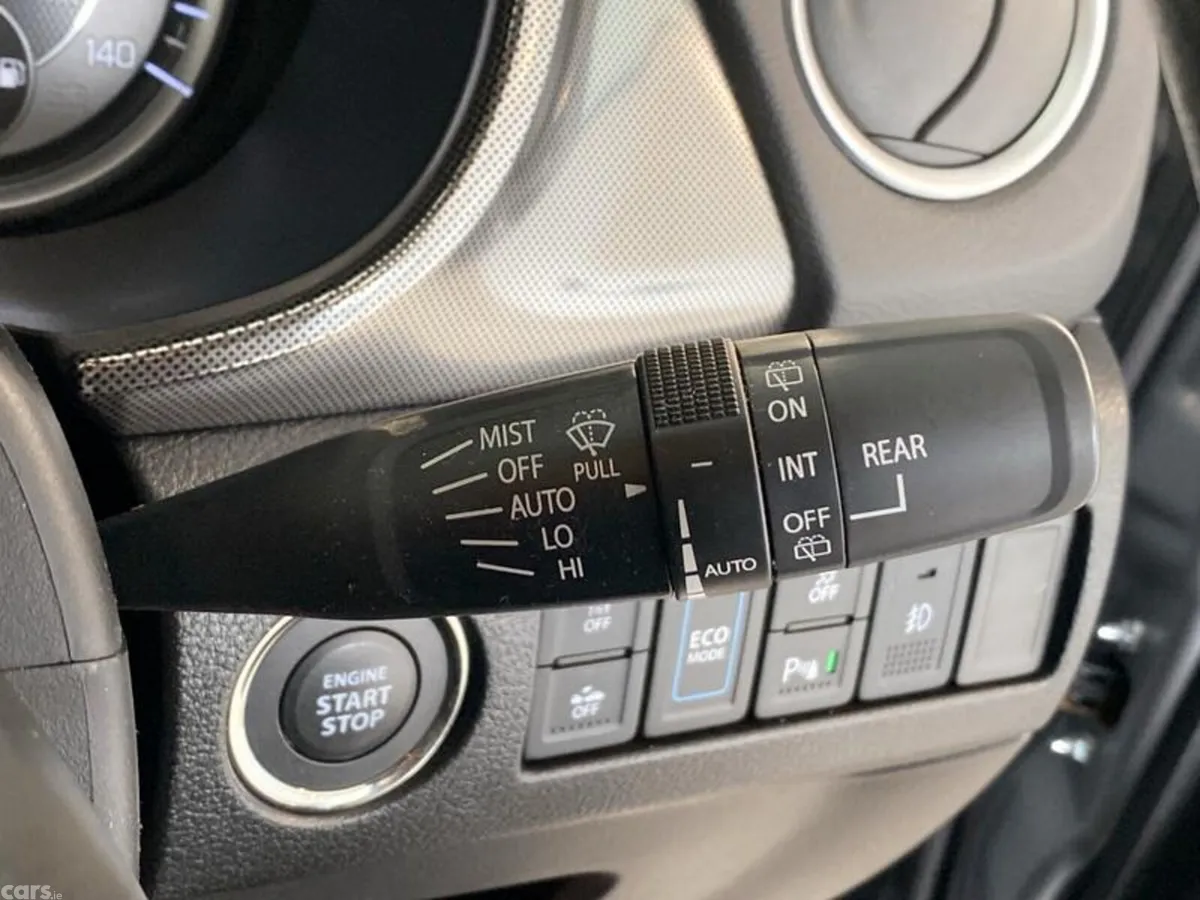 Suzuki Vitara SUV, Petrol Hybrid, 2022, Grey