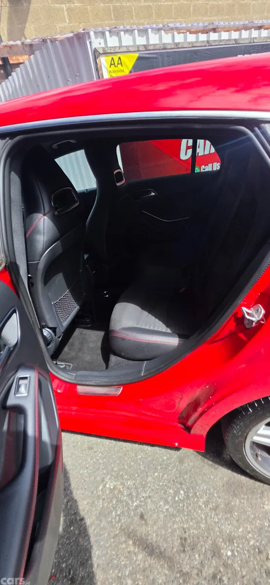 Mercedes-Benz C-Class Estate, Petrol, 2016, Red