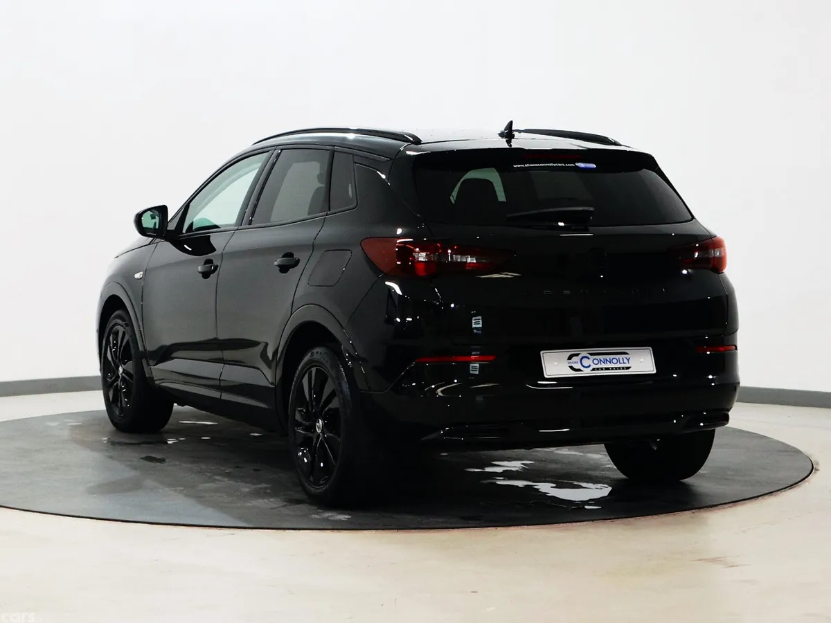 Opel Grandland Hatchback, Petrol Hybrid, 2022, Black