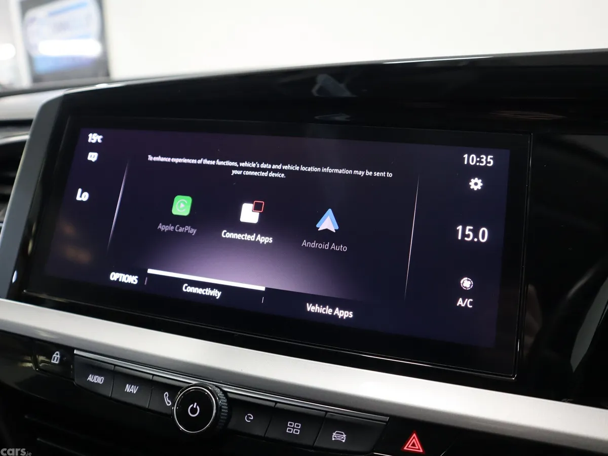 Opel Grandland Hatchback, Petrol Hybrid, 2022, Black